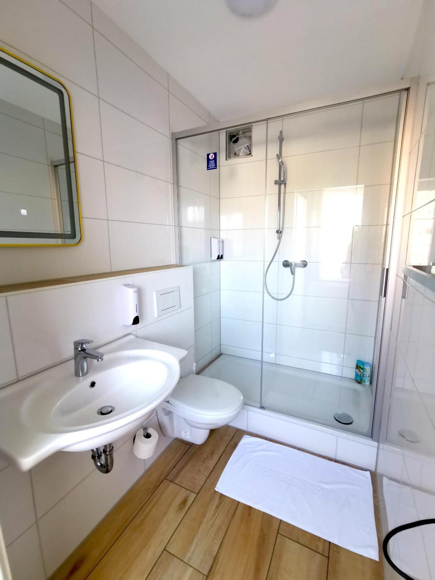Home Inn Hotel Dormagen Dış mekan fotoğraf