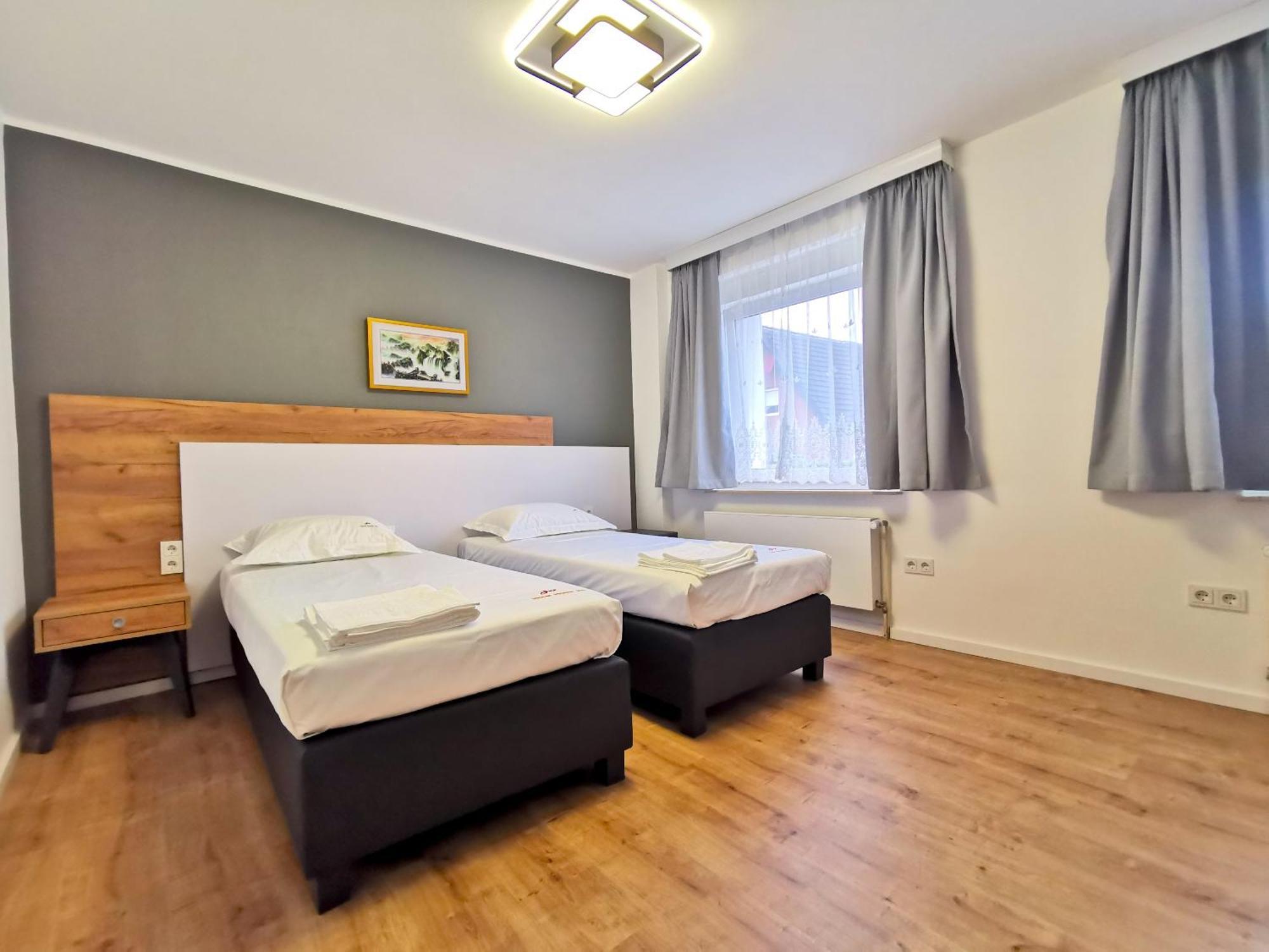 Home Inn Hotel Dormagen Dış mekan fotoğraf